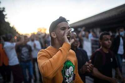 Moroccans Protest Vaccine Pass Required For Work, Travel