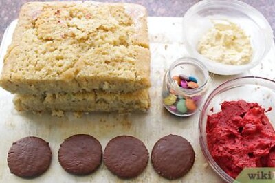 How to Make a Car Cake