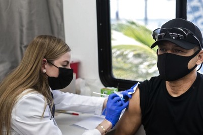 Are Low Vaccine Rates to Blame for Omicron Spread Around the Globe? Experts Think So