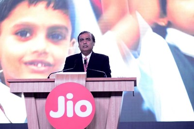 Jio Emerges as India's Biggest Telecom Player; Vodafone, Idea User Base Dips to 320 Million