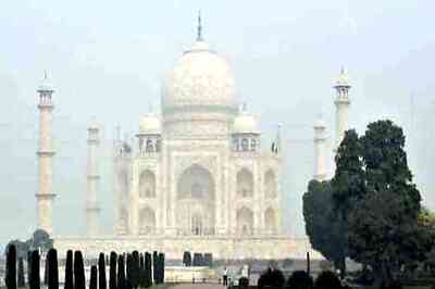 Taj Mahal proceeds should be given to Waqf Board: Azam Khan