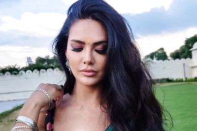 Esha Gupta Poses In a Green Saree as she promotes Aashram 3 in Jaipur, See Pic