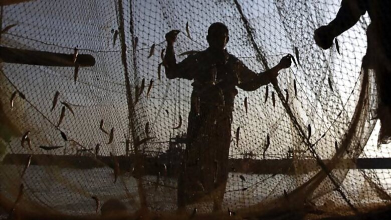Pakistani authorities arrest 13 Indian fishermen