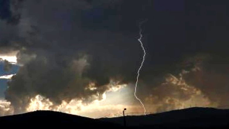 25 Dead, 39 Injured in 24 Hours in Bihar lightning Strikes
