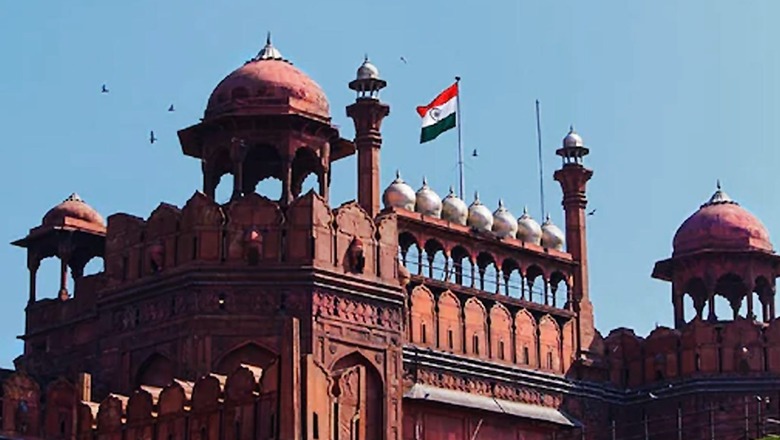 Delhi Police Reviews Independence Day Security Arrangement at High-level Meeting