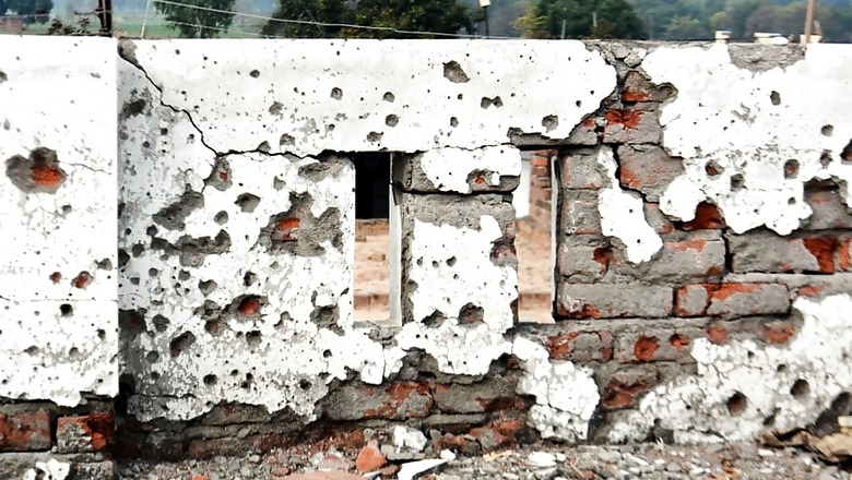 Pakistani Troops Shell Villages Along International Border in J&K's Kathua, Two Houses Damaged