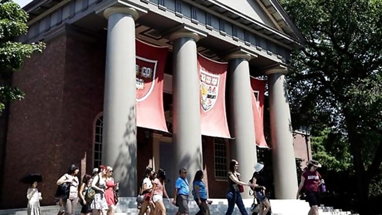 Harvard doctor 'visited' heaven while in coma