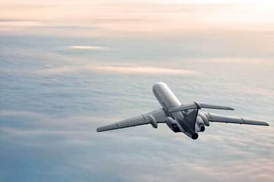 10 Killed After Twin-engine Plane Crashes Into Hangar Near Dallas During Take-off