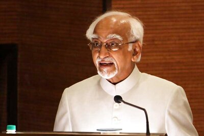 PM's Remarks at My Farewell Were Departure From Standard Practice: Hamid Ansari