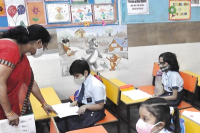 SC Stays Kerala Govt's Decision to Conduct Offline Exams for Class 11