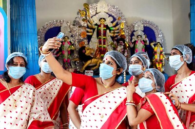 Mamata Banerjee Virtually Inaugurates Durga Puja in 69 Places