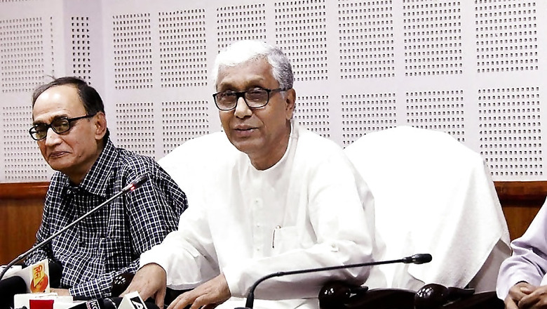 Manik Sarkar Warns BJP Against 'Playing With Fire' in Tripura, Calls Narendra Modi 'Weak Prime Minister'