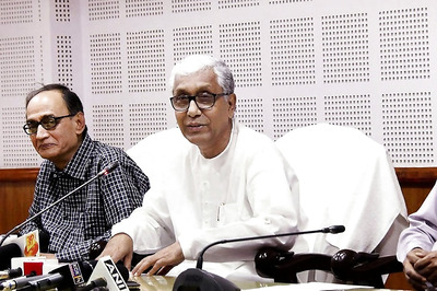 Manik Sarkar Warns BJP Against 'Playing With Fire' in Tripura, Calls Narendra Modi 'Weak Prime Minister'