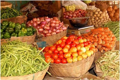 Tomato Prices Touch Rs 100 in Malda, Aizawl, Imphal Due to Rain-related Supply Crunch