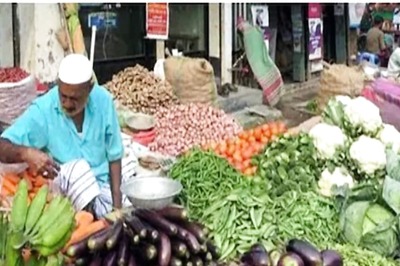 Retail Inflation Reverses 4-month Down Trend, Rises to 4.48 Pc in Oct