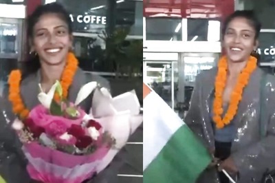 Cannes 2024 Winner Anasuya Sengupta Receives Bouquets After Arrival In India, Poses With The Tricolor; Watch