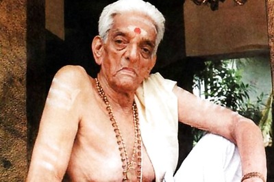 Southern actor Unni Krishnan Namboothiri turns 90