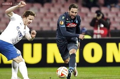 Europa League: Higuain lifts Napoli, De Bruyne cheers Wolfsburg