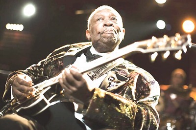 BB King recalled with love, humor at Mississippi funeral