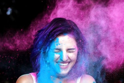 Holi 2024: Pre and Post Holi Skincare Rituals You Can't Miss!