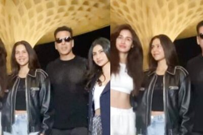 Akshay Kumar, Mouni Roy, Disha Patani, Sonam Bajwa Leave for US Tour, Watch