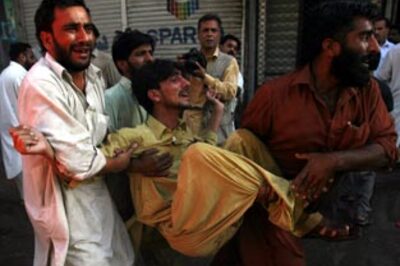 5 killed in Peshawar blasts