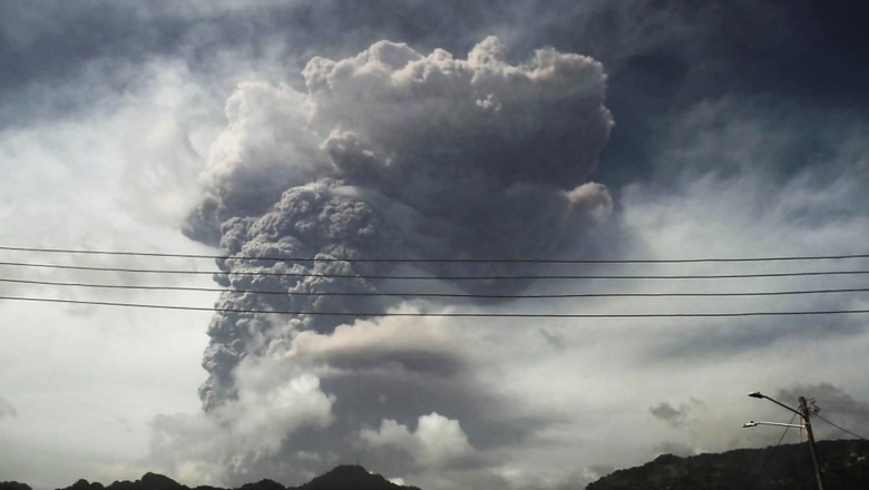 Up to 2,500 Homes Destroyed in DR Congo Volcano Eruption