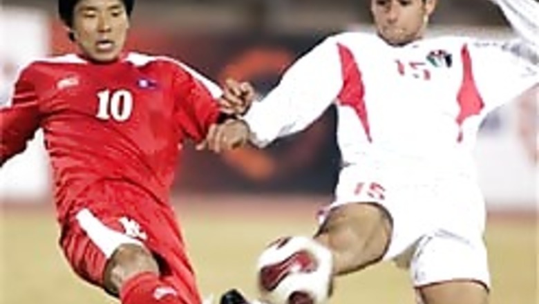 Asian giants win World Cup qualifying matches
