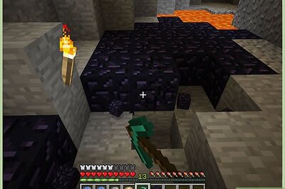 How to Ride a Strider in Minecraft