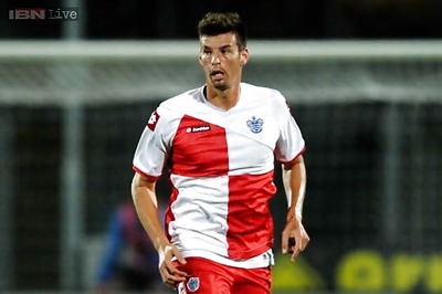 ISL 2015: Former QPR defender Bruno Perone signs for Kerala Blasters