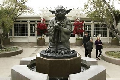 New 'Star Wars': Darth Vader to be resurrected?