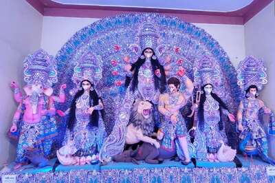 A Kolkata NGO is Distributing Food, Dry Ration to Ensure No One Sleeps Hungry During Durga Puja