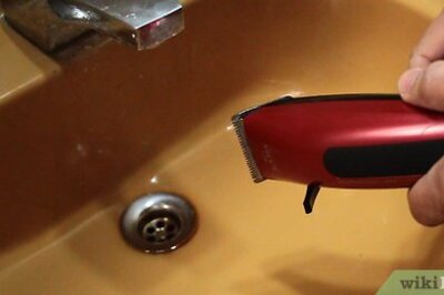 How to Clean an Electric Shaver