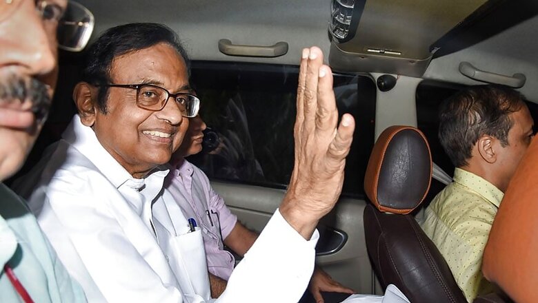 Rahul Gandhi, Priyanka to Meet Chidambaram at Tihar Jail Tomorrow