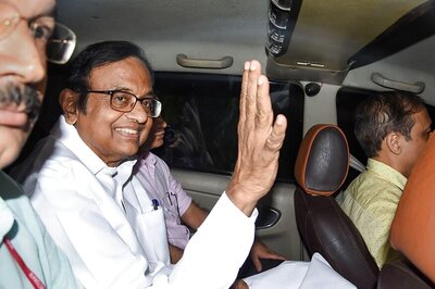Rahul Gandhi, Priyanka to Meet Chidambaram at Tihar Jail Tomorrow