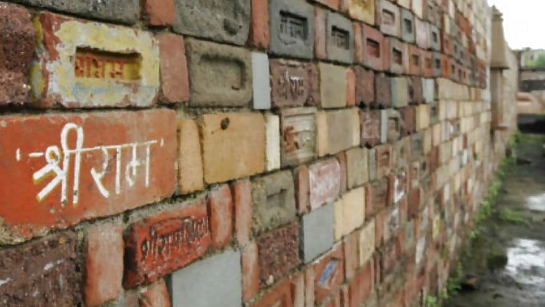 Ayodhya Case: Hindu Priest Writes Letter to CJI Seeking Action Against Senior Lawyer for Tearing Map