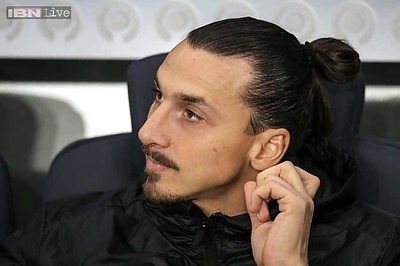 Zlatan Ibrahimovic back on shortlist for best goal award
