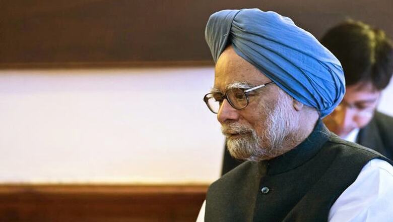 Air India plane with Manmohan Singh onboard fly without retracting wheels