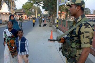 Rebels blow rail track in Assam before R' day