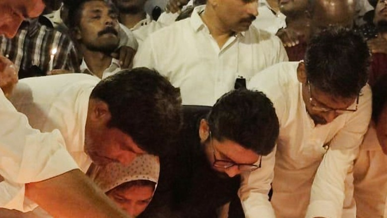 IIT Bombay Student's Death: Dalit MLA Mevani Leads Candle March in Ahmedabad
