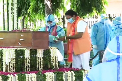 Nation Bids Adieu to Pranab Mukherjee as Former President Laid to Rest with Full State Honours