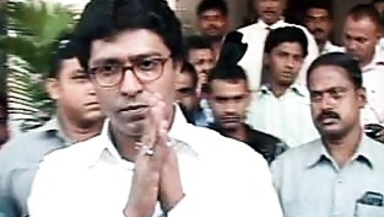 MNS workers arrested for trying to extort money