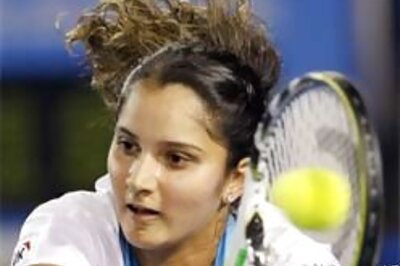 Sania-Bhupathi advance in mixed doubles