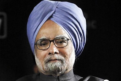 Manmohan Singh condemns serial blasts in Patna