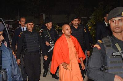 Adityanath Pays Tributes to Former UP CM Hemwati Nandan Bahuguna