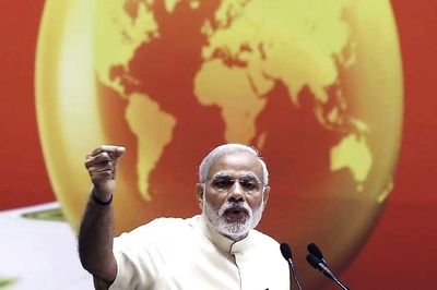 Mamata Banerjee to accompany Narendra Modi on two-day Bangladesh trip on June 6