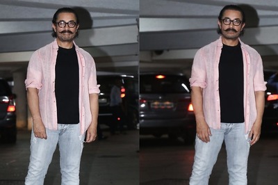 Aamir Khan Makes Rare Appearance, Flaunts His Casual Look at Dil Chahta Hai Producer's Birthday Bash
