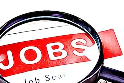 Job Crunch For Freshers? Hiring Market Shrinks Since 2021, IT Hit Hardest, Says Report