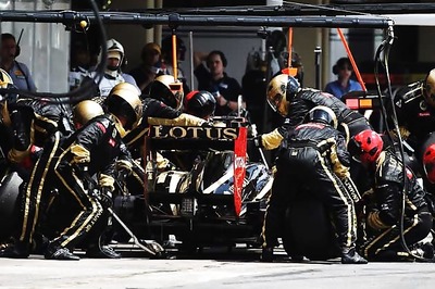 Renault set to power four teams next season