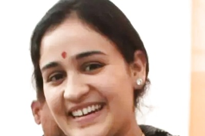 Mulayam Singh’s Daughter-in-law Aparna, who joined BJP, has MA Degree From This UK University